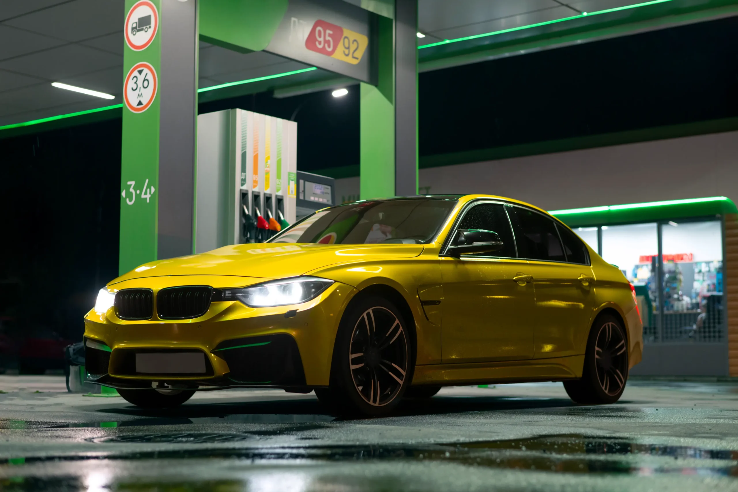 maryland-auto-share-yellow-car-gas-station